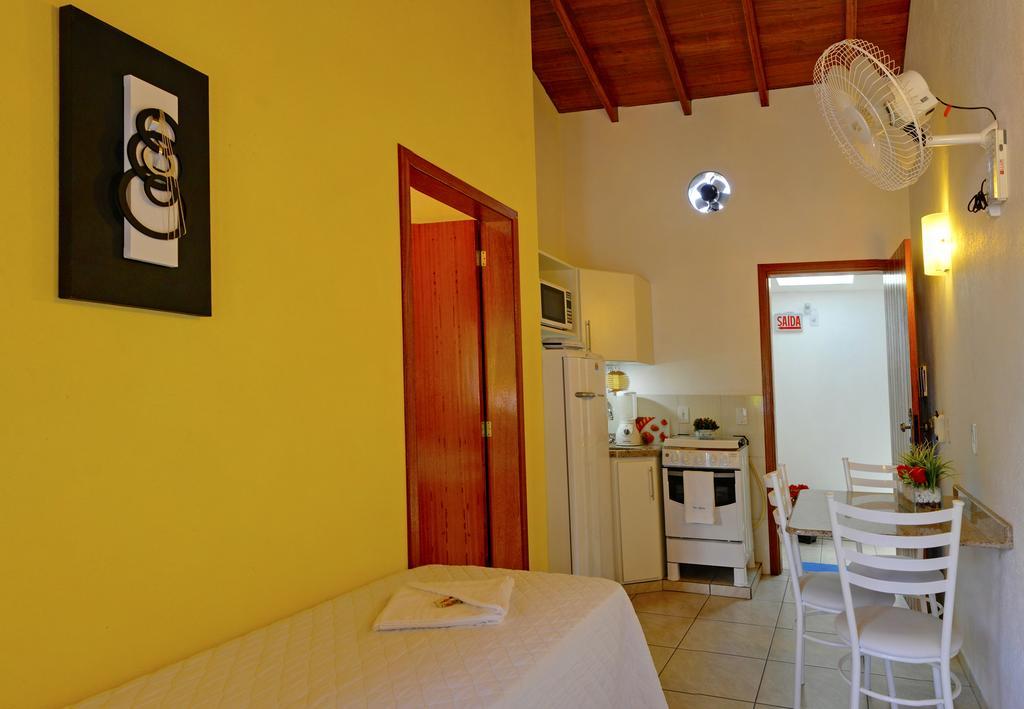 Morada Do Sol Apart Hotel 加罗帕巴 外观 照片